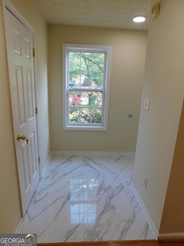 811 Kennesaw Drive, Forest Park, GA 30297