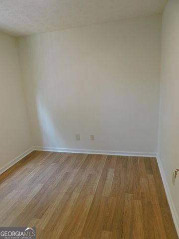 811 Kennesaw Drive, Forest Park, GA 30297