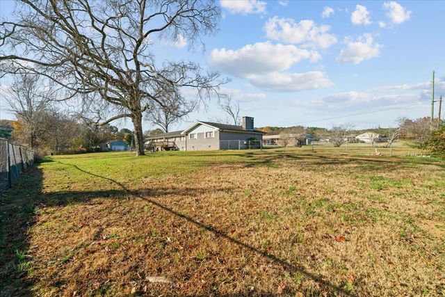 141 S Emerald Drive, Cohutta, GA 30710