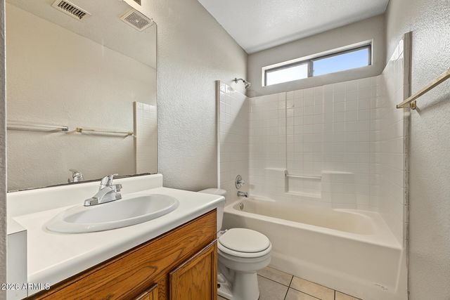 8507 W COLLEGE Drive, Phoenix, AZ 85037