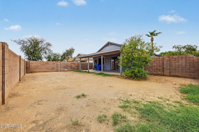 8507 W COLLEGE Drive, Phoenix, AZ 85037