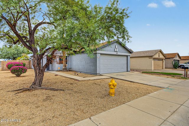 8507 W COLLEGE Drive, Phoenix, AZ 85037