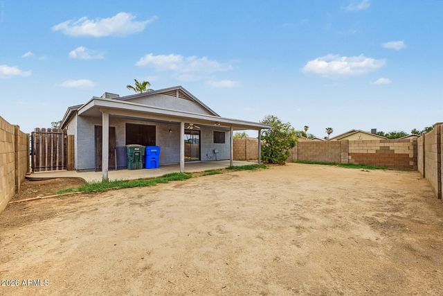 8507 W COLLEGE Drive, Phoenix, AZ 85037