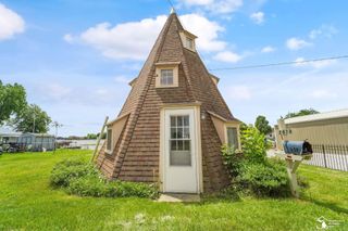 2875 Round Lake Highway, Devils Lake, MI 49253