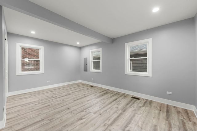 7600 W 60th Street, Summit, IL 60501
