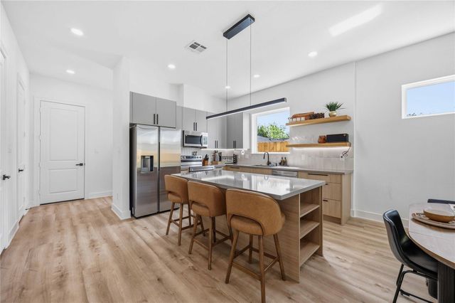 8102 Cannon Street A, Houston, TX 77051