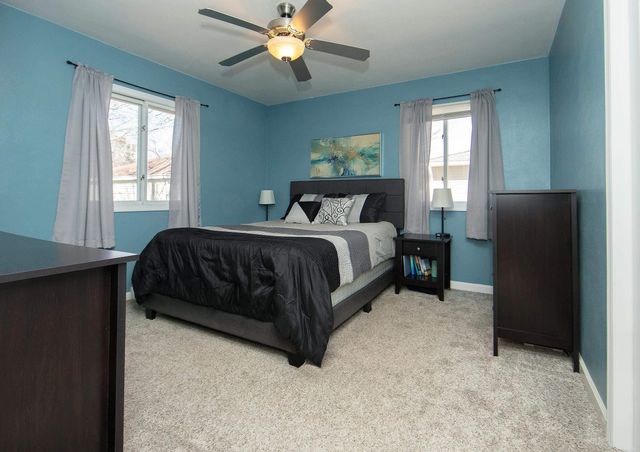 2519 Valley Park Drive, Cedar Falls, IA 50613