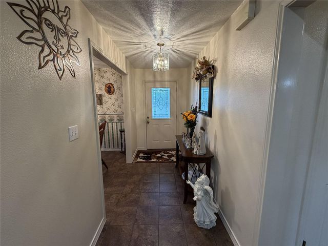 108 Meadow Drive, Schulenburg, TX 78956