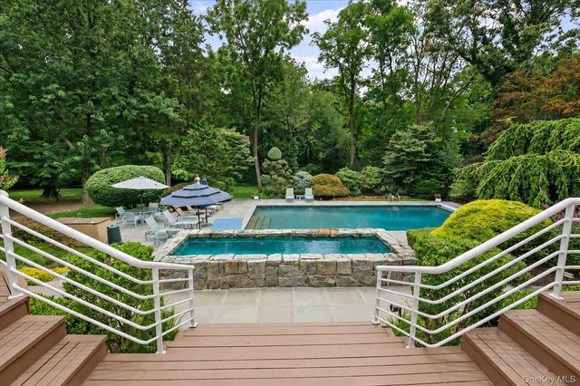 24 Emerson Road, Brookville, NY 11545