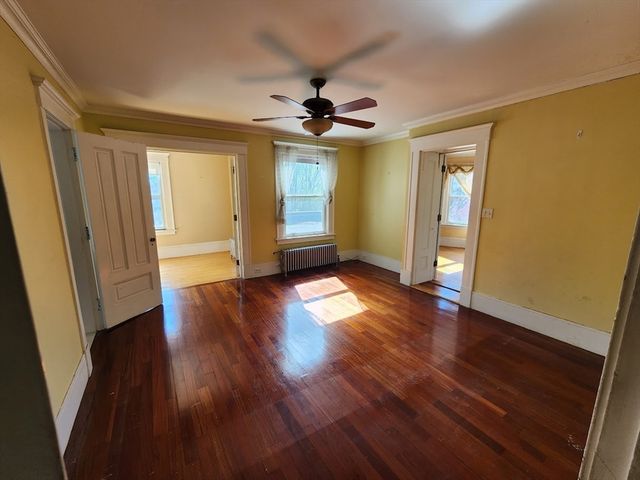 31 Buena Vista Plz, Springfield, MA 01108