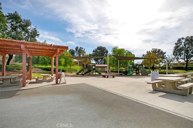 35 Edmonton Way, Rancho Santa Margarita, CA 92688