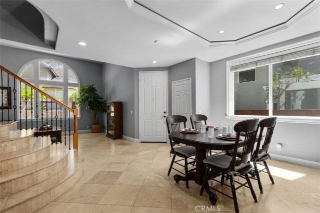 35 Edmonton Way, Rancho Santa Margarita, CA 92688