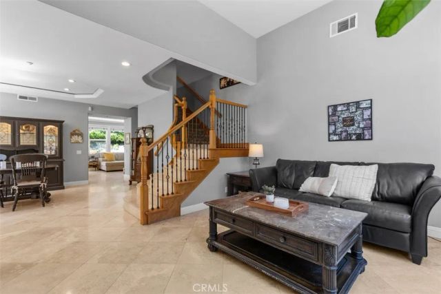 35 Edmonton Way, Rancho Santa Margarita, CA 92688