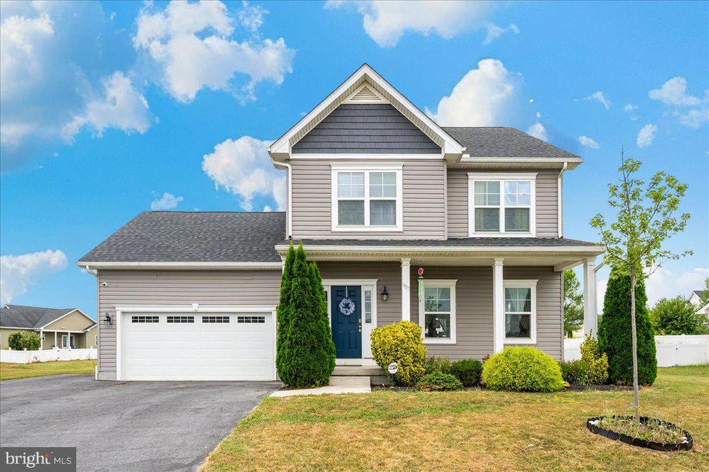 407 BARREL RACE RD, Martinsburg, WV 25404