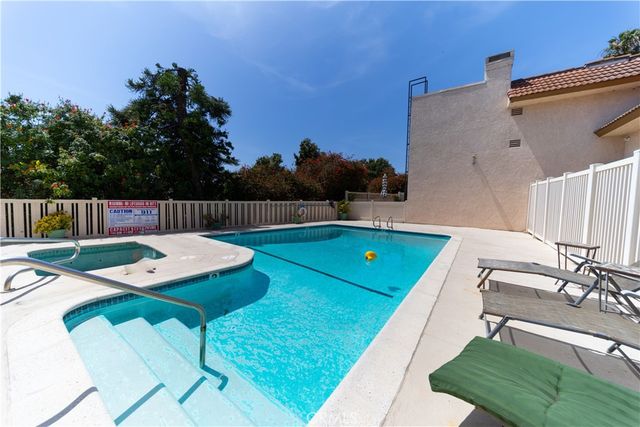 4365 Mclaughlin 4, Los Angeles, CA 90066