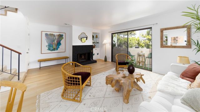 4365 Mclaughlin 4, Los Angeles, CA 90066