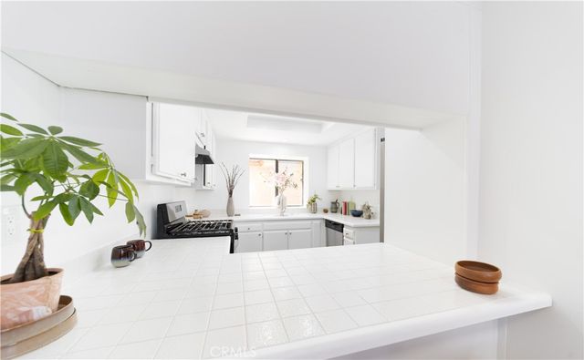 4365 Mclaughlin 4, Los Angeles, CA 90066