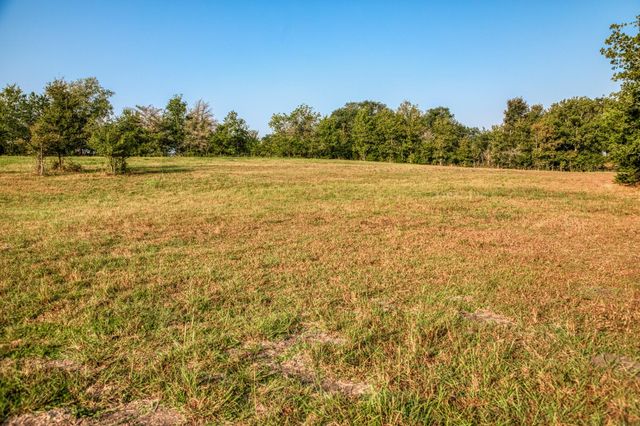 2745 Happy Hollow Road, Brenham, TX 77833