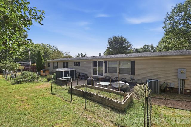 2607 Forsythe Lane, Concord, NC 28025