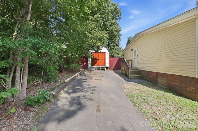 2607 Forsythe Lane, Concord, NC 28025