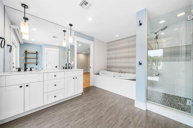 10893 Gleneagles Road, Boynton Beach, FL 33436