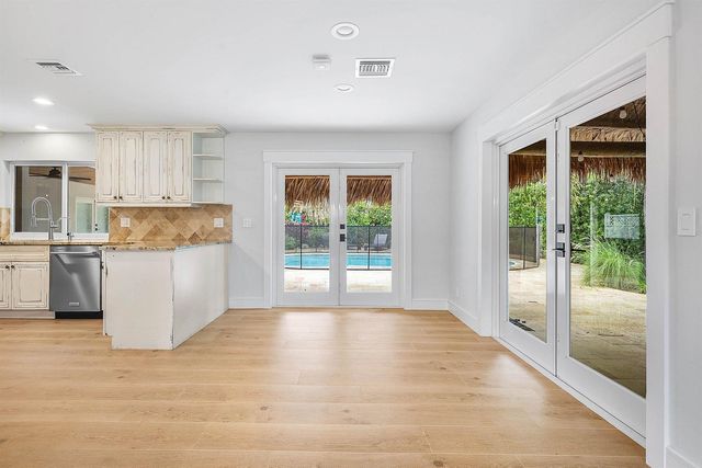 10893 Gleneagles Road, Boynton Beach, FL 33436