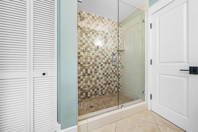 10893 Gleneagles Road, Boynton Beach, FL 33436