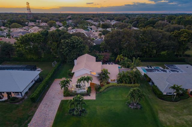 10893 Gleneagles Road, Boynton Beach, FL 33436