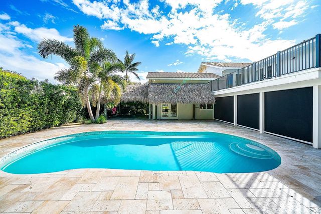10893 Gleneagles Road, Boynton Beach, FL 33436