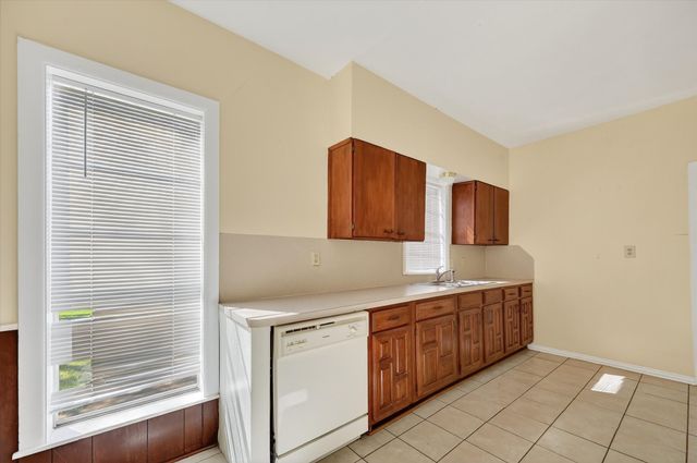 800 S Jefferson Street, Pilot Point, TX 76258
