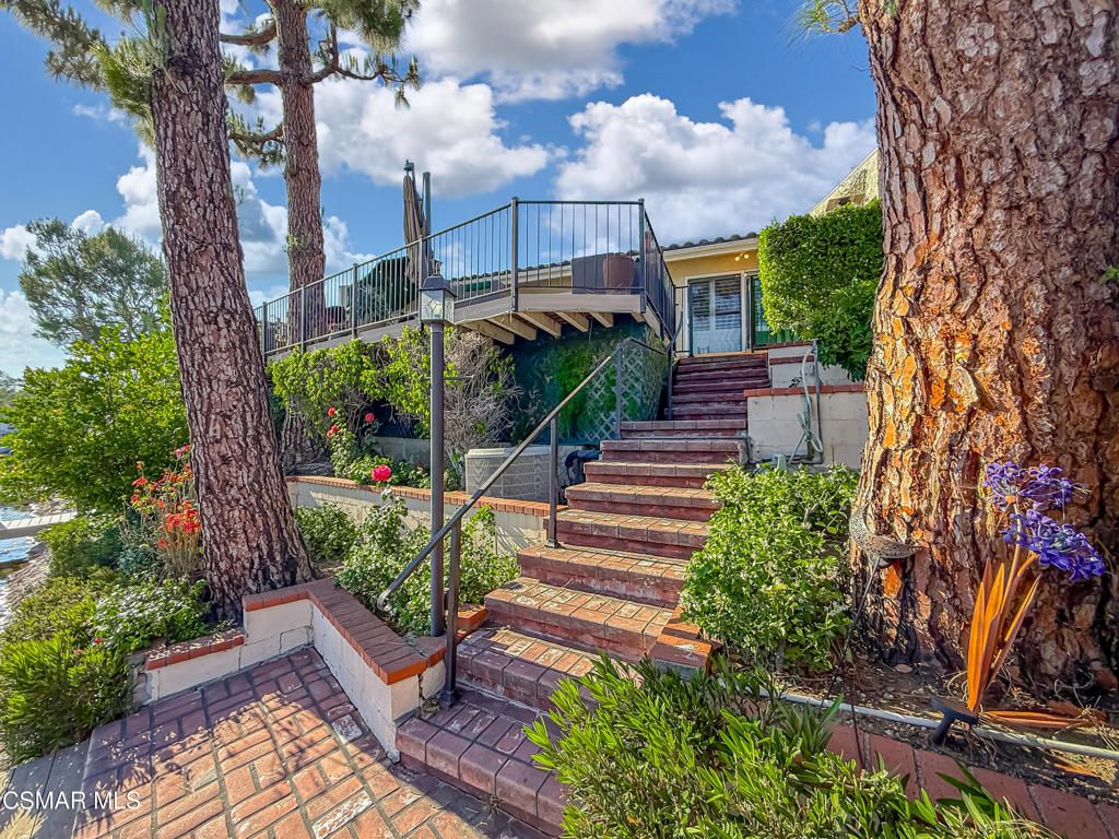 Image 41 of property listing at 2568 Northshore Lane, Westlake Village, CA 91361