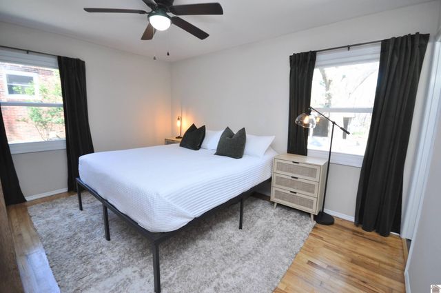 240 Longview Dr, Paducah, KY 42001