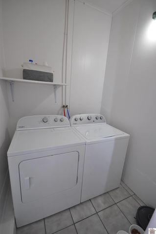 240 Longview Dr, Paducah, KY 42001