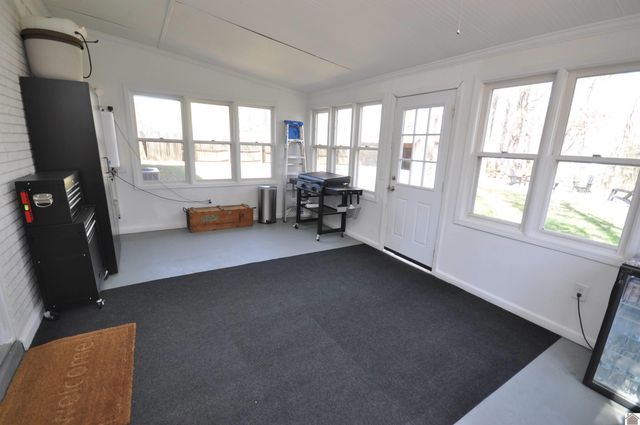 240 Longview Dr, Paducah, KY 42001