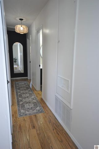 240 Longview Dr, Paducah, KY 42001