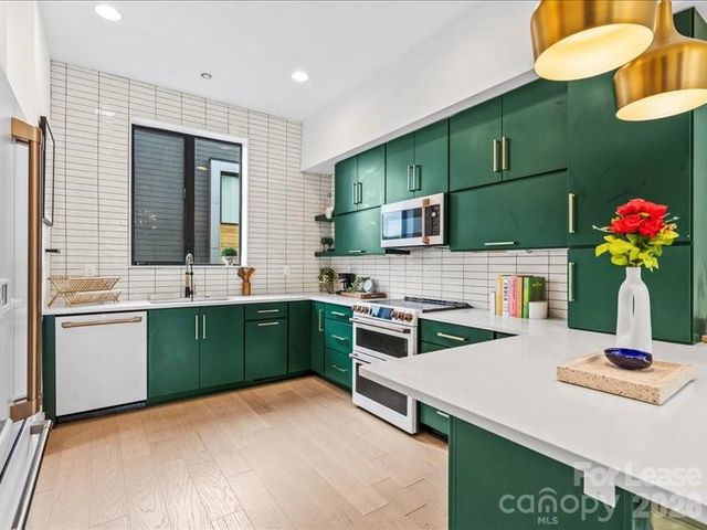 815 E 36th Street, Charlotte, NC 28205
