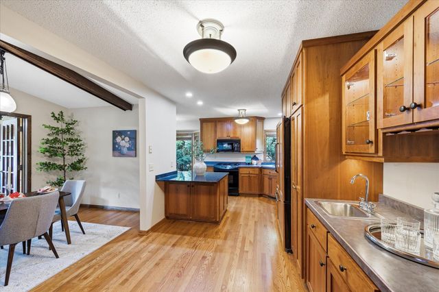 2516 Ridge Lane, Mounds View, MN 55112