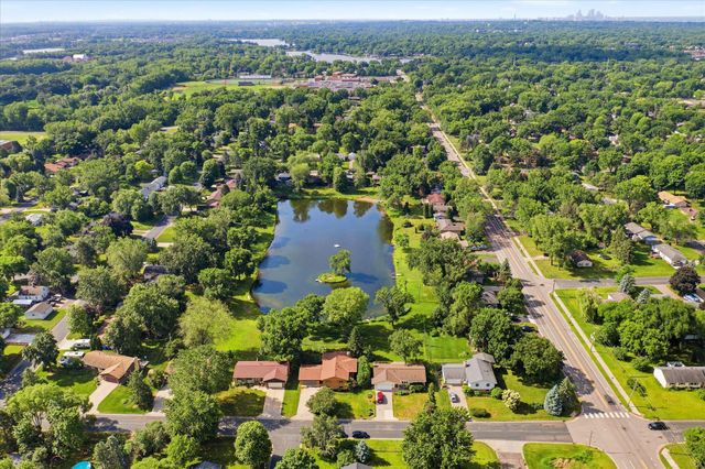 2516 Ridge Lane, Mounds View, MN 55112