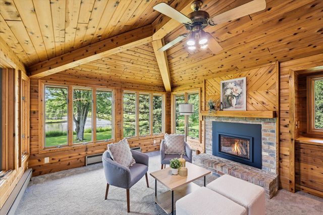 2516 Ridge Lane, Mounds View, MN 55112