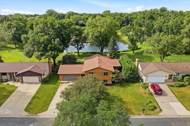 2516 Ridge Lane, Mounds View, MN 55112