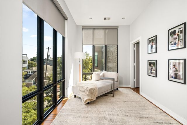 2202 Whitney Street, Houston, TX 77006