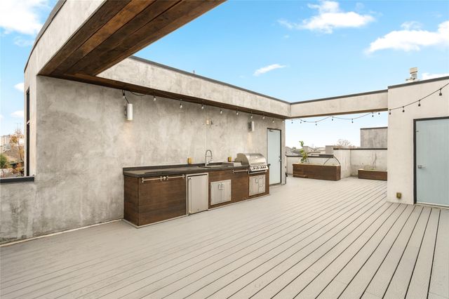 2202 Whitney Street, Houston, TX 77006