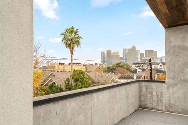 2202 Whitney Street, Houston, TX 77006