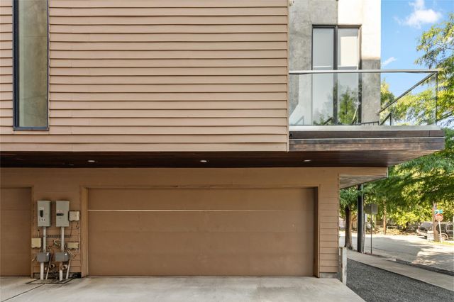 2202 Whitney Street, Houston, TX 77006