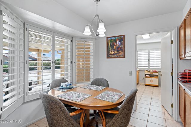 17819 N 136TH Court, Sun City West, AZ 85375