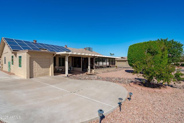 17819 N 136TH Court, Sun City West, AZ 85375