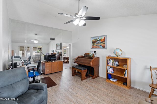 17819 N 136TH Court, Sun City West, AZ 85375