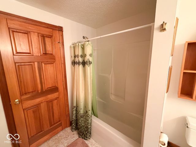 2928 Alexandria Pike, Anderson, IN 46012