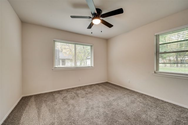 611 Ray Andra Drive, Desoto, TX 75115