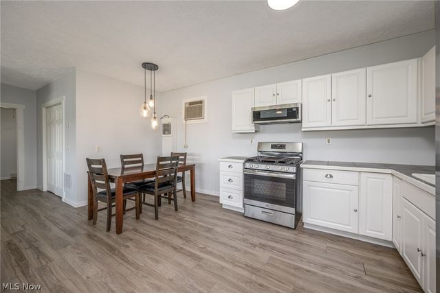 6443 Camp Boulevard, Hanoverton, OH 44423